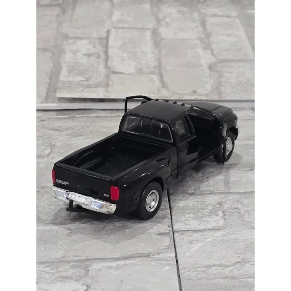 Dodge Ram 3500 XLT 